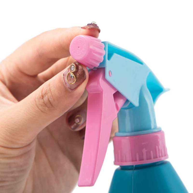Bình Xịt Nước Tưới Cây Nhỏ Gọn Tiện Dụng