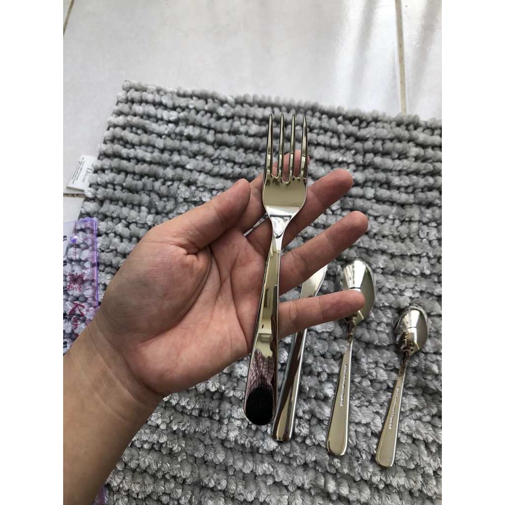 Bộ Dao Thìa Nĩa cho bé inox 304  của hãng  RoYal Vann KemPenn