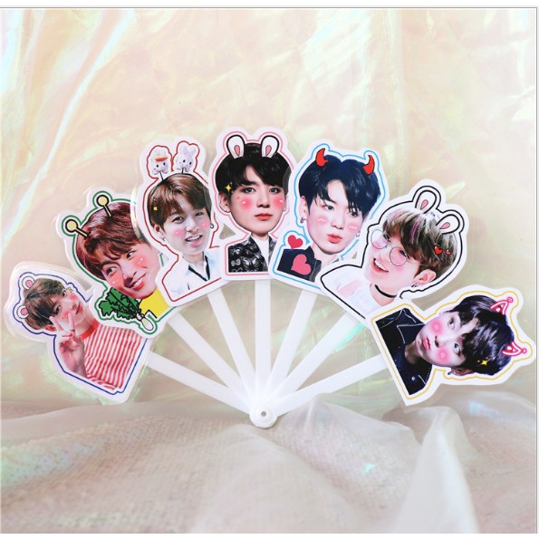 Quạt xòe đầu to thành viên Bangtan | BigBuy360 - bigbuy360.vn