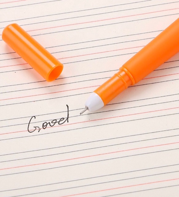 Bút bi hình trái cà rốt cực xinh