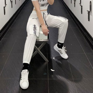 Quần Jogger túi hộp tập gym dành cho nữ chất vải gió cao cấp mềm, thấm hút mồ hôi tốt, thoải mái khi tập luyện, đi chơi