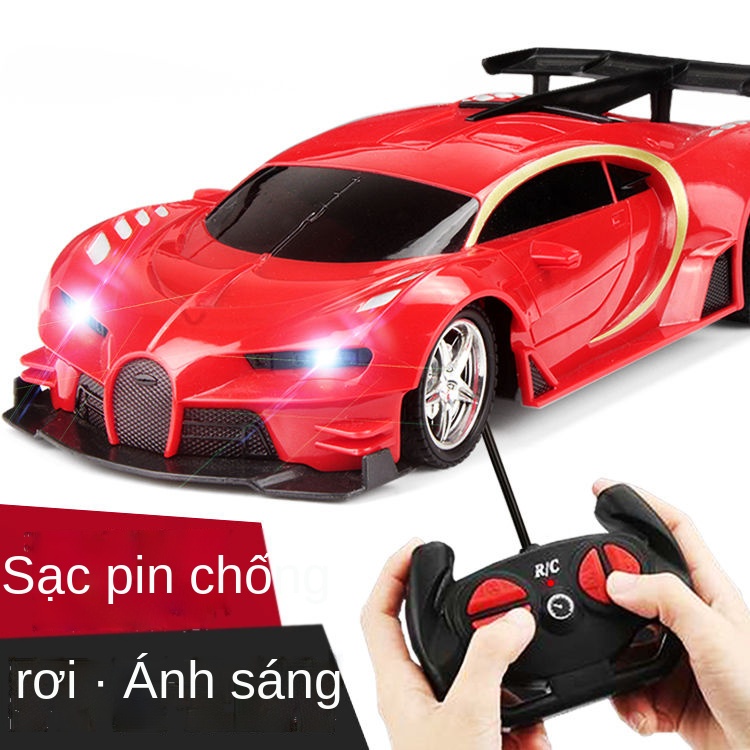 XĐồ chơi trẻ em ô tô điều khiển từ xa có thể sạc lại drift xe đua cậu bé điện