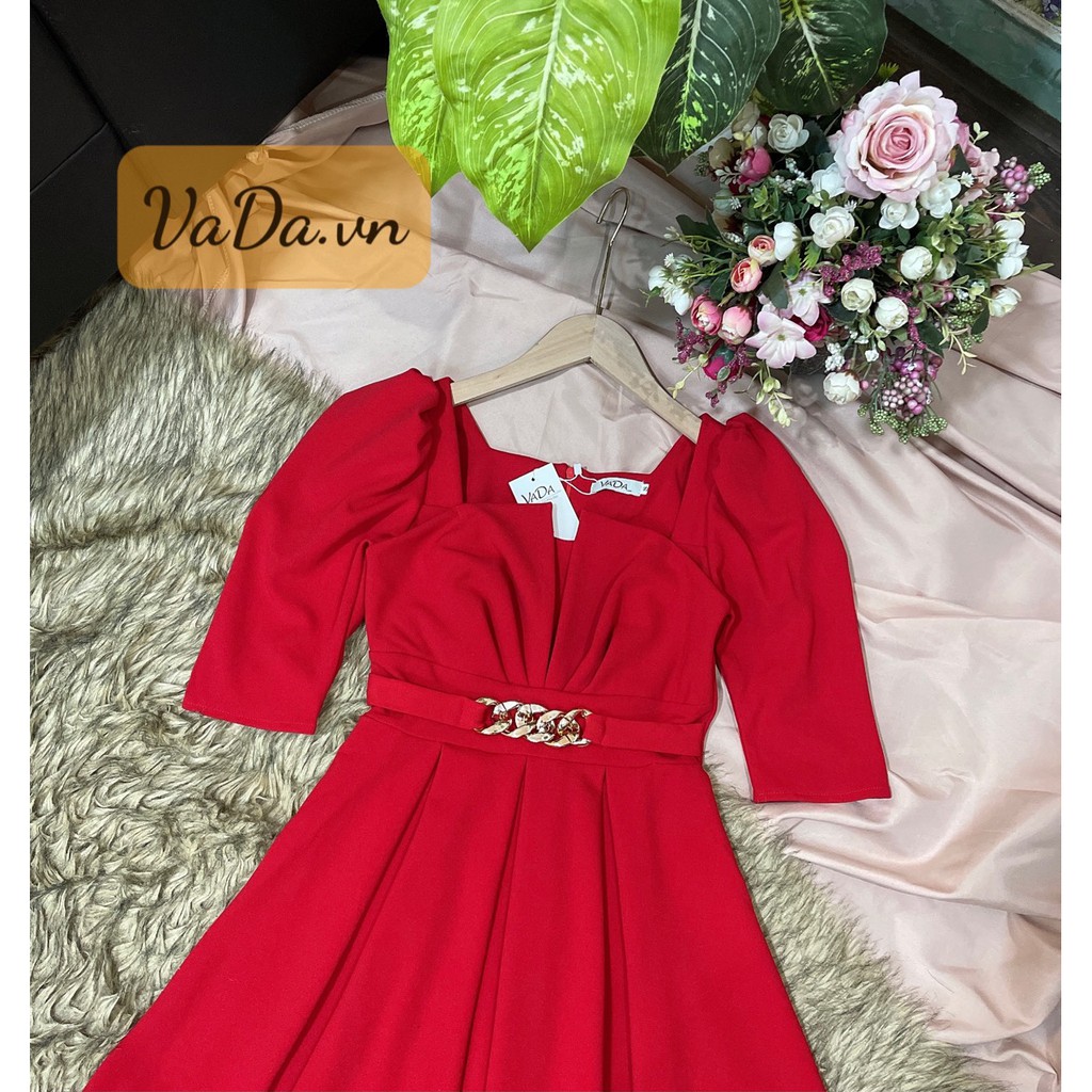 Đầm xoè tay ngắn 2021 cổ cách điệu phối eo sang chảnh - Thời trang VADA - Đ200