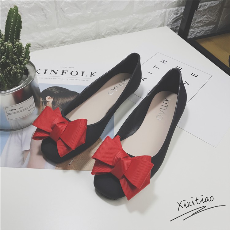 Giày nhựa nơ to M031