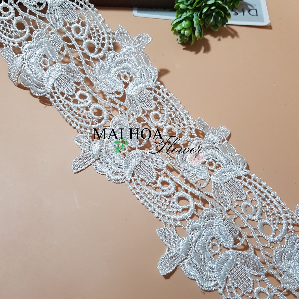 RC10 Cuộn 1 mét ren viền dùng may đồ ren chỉ trắng hoa hồng rộng 10cm Maihoaflower