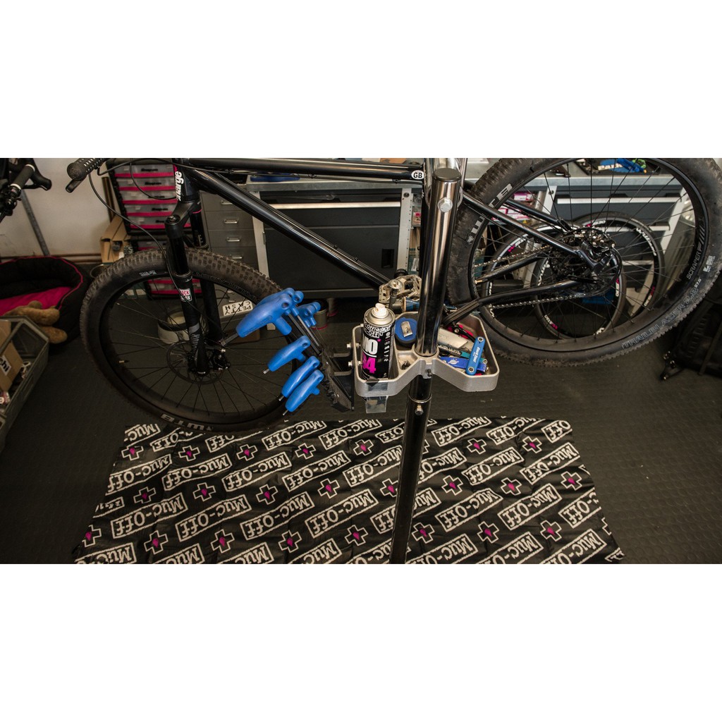 Thảm Lót Xe Đạp Đa Năng Muc Off Bike Mat