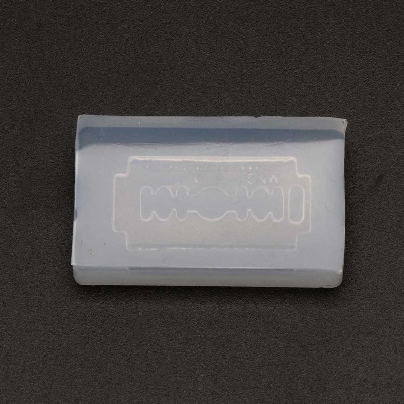 Khuôn Silicone Làm Mặt Dây Chuyền Hình Lưỡi Dao Mặt Trăng