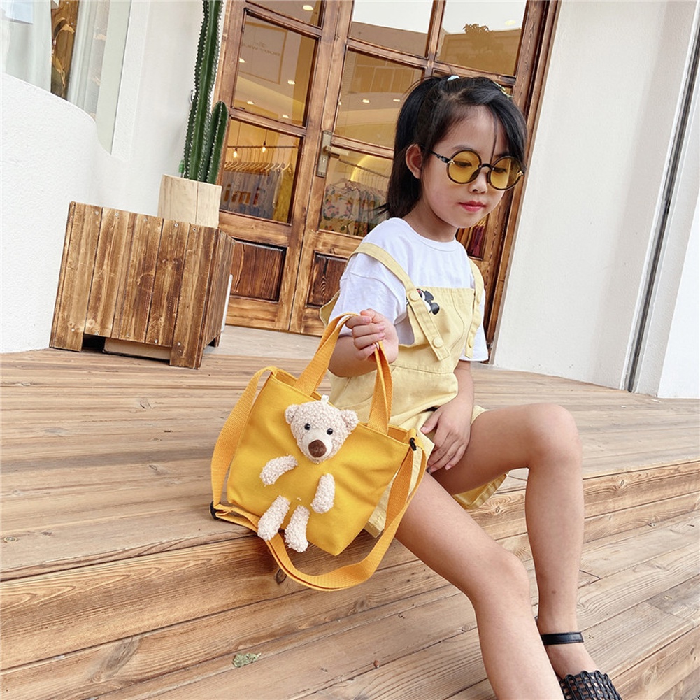 Túi đeo chéo vai bằng vải canvas hình gấu dễ thương dành cho bé gái
