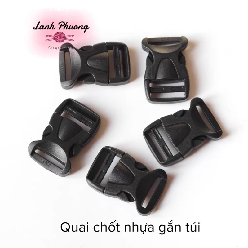 Quai Chốt Nhựa Gắn Túi size 6x3cm (cái)