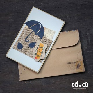 Thiệp Handmade đính kèm quà tặng thêm phần ý nghĩa cho người nhận