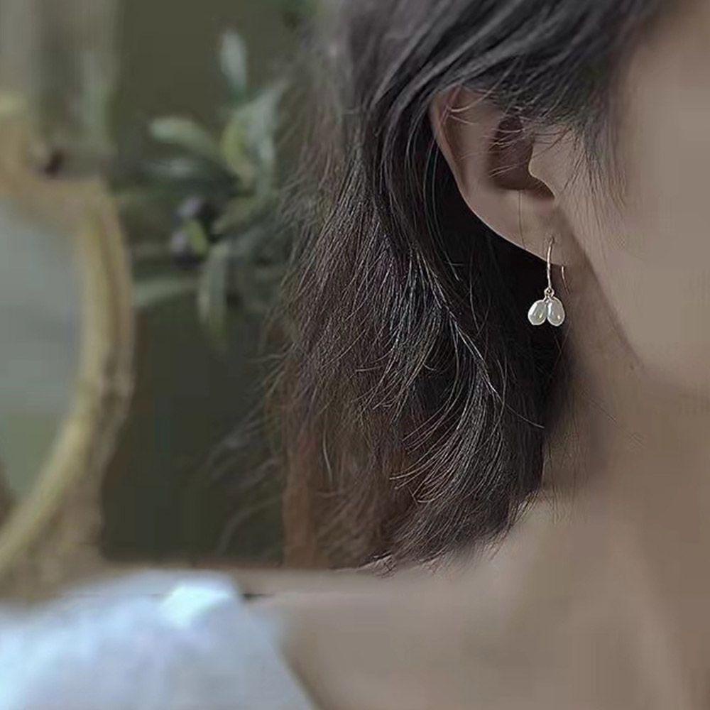 Bông Tai Đính Hạt Lấp Lánh Dễ Phối Đồ Thời Trang Cho Nữ