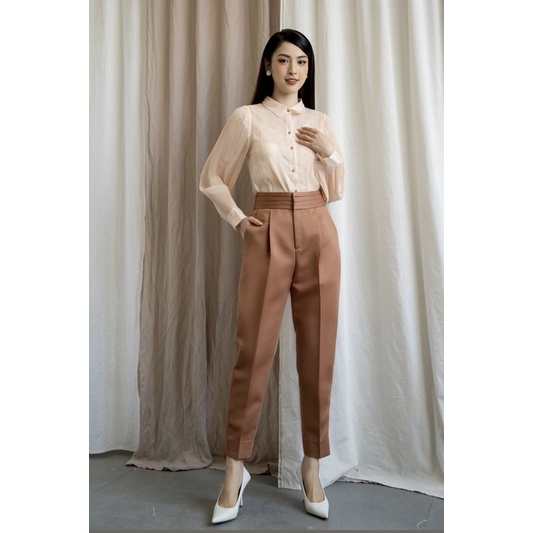 SIXDO newtag áo sơ mi  mới nguyên tag M/L