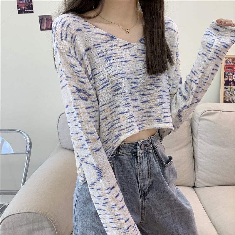 MỚI Áo len dài tay cổ chữ V họa tiết sọc cầu vồng cho nữ | BigBuy360 - bigbuy360.vn