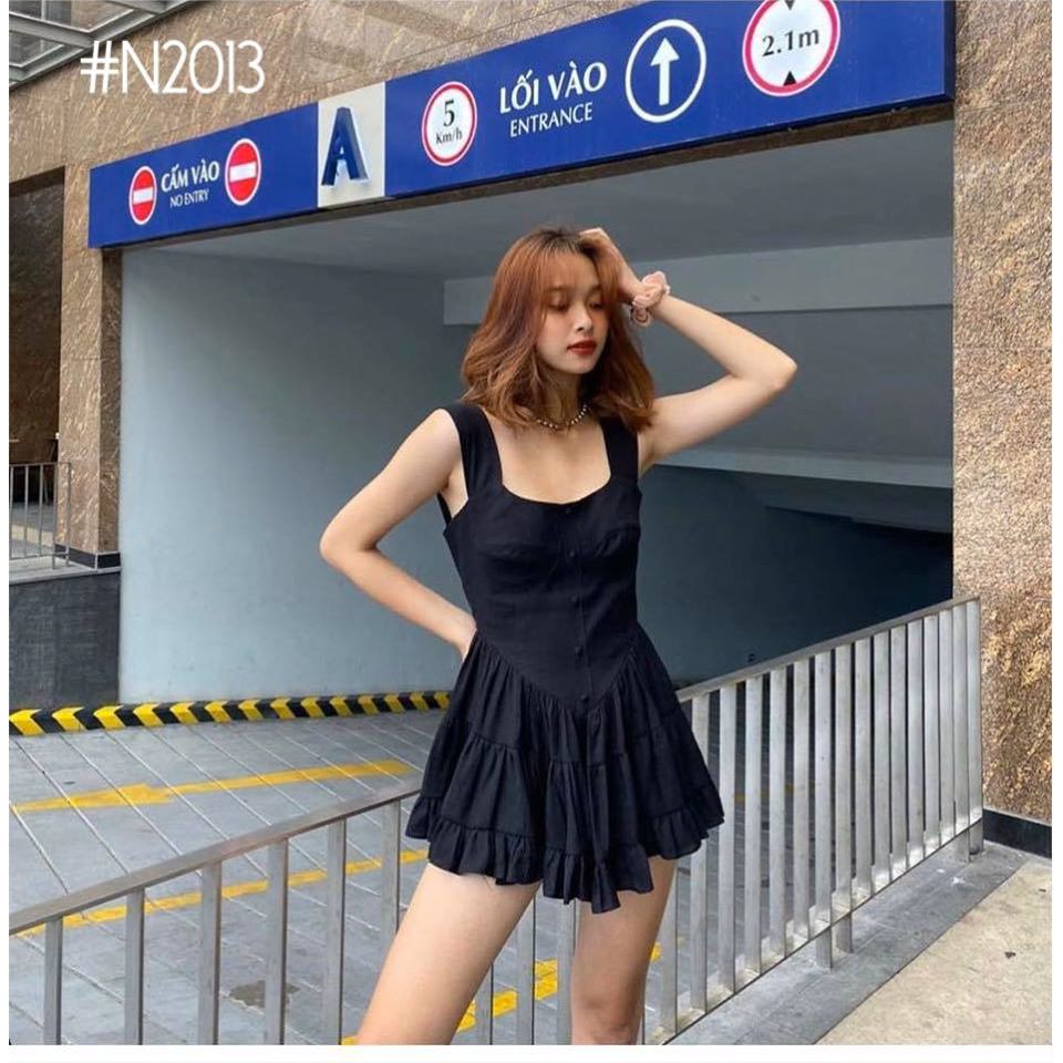 Đầm đen sexy cho ngày hè, dành cho cô nàng năng động cá tính