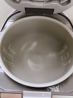 Nồi Cơm Điện Tử Sharp Thái KS-COM18 1.8L