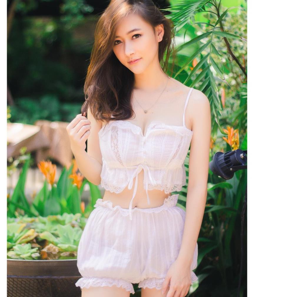 Bộ đồ ngủ sexy quần đùi áo croptop hai dây gợi cảm | BigBuy360 - bigbuy360.vn
