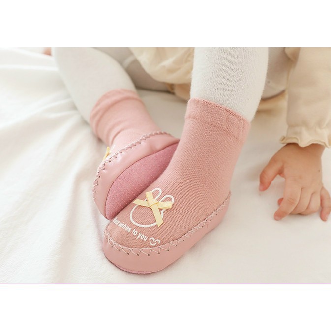 Tất Liền Giày Cao Cổ Chống Trơn Trượt An Toàn Tuyệt Đối Cho Bé