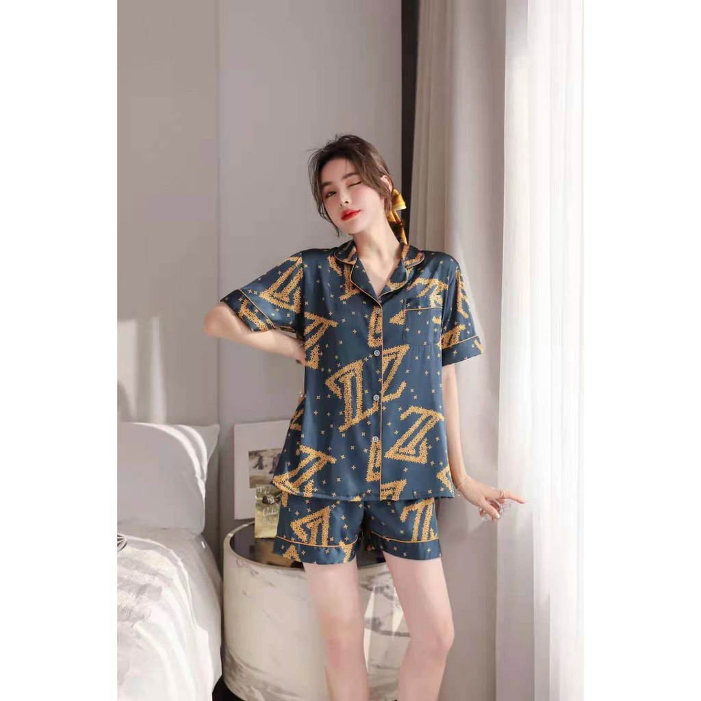 Đồ bộ short mặc nhà - Bộ ngủ pijama nữ tay ngắn quần đùi chất lụa cao cấp in họa tiết cao cấp đẹp