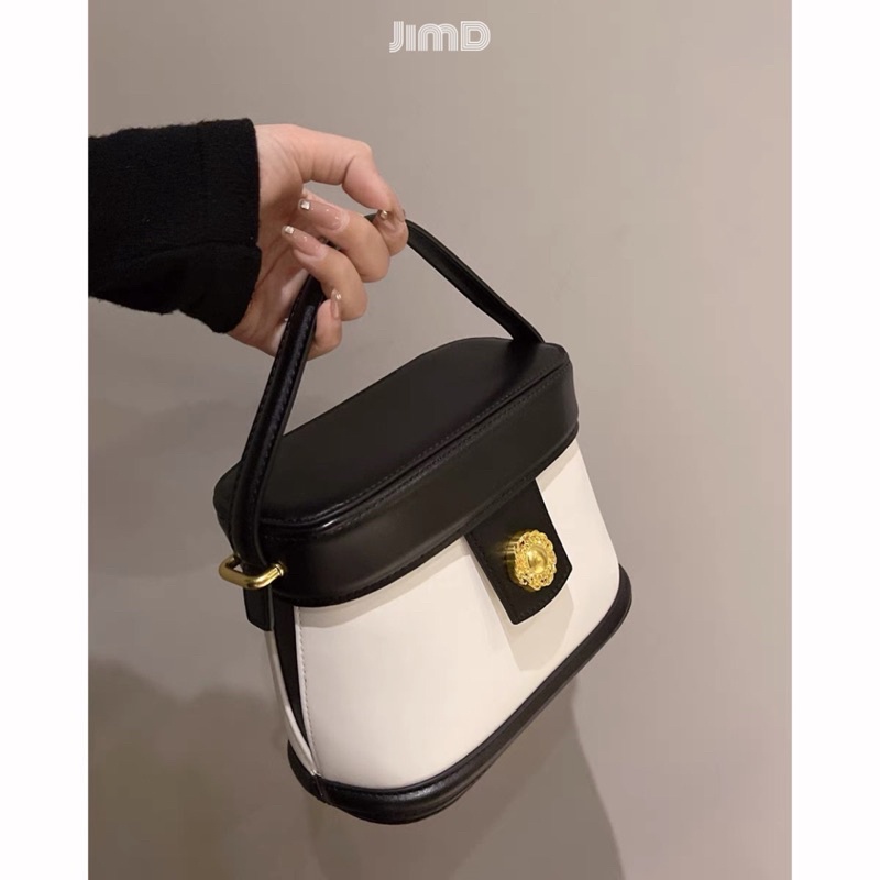 Túi xách nữ dáng cốp trắng đen có quai xách và quai đeo chéo