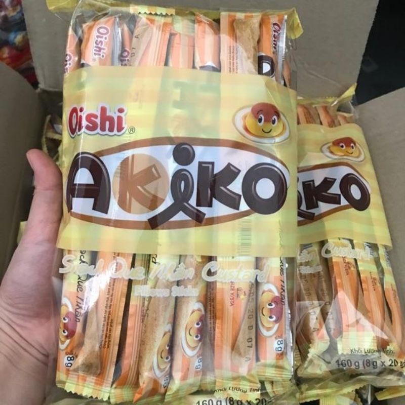 Snack Que Akiko Oishi