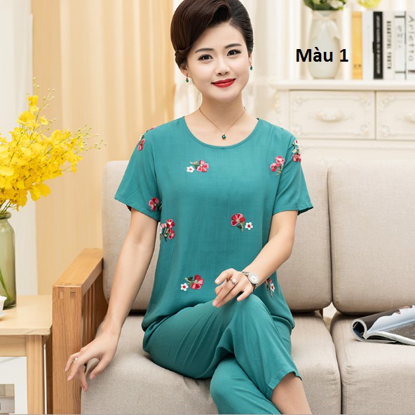 Bộ quần áo mặc nhà cho mẹ