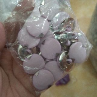1KG nút áo kiểu các loại