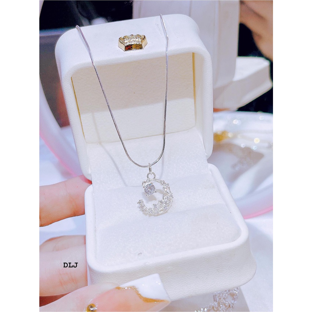 Dây chuyền bạc mặt trăng, Tiệm bạc Mê Ly cam kết bạc chuẩn