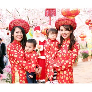 Khăn xếp chụp ảnh, hầu đồng, tế lễ đủ màu
