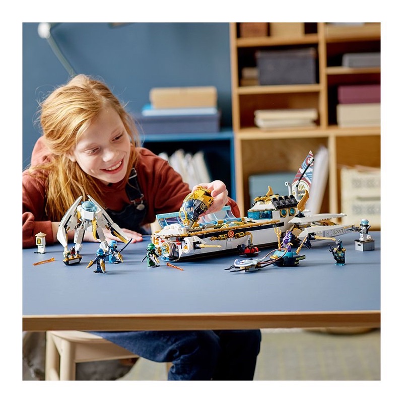 Lắp ráp Ninjago 60086 / 61110 / MG861 Chiến hạm Hydro Bounty 1.211 pcs / 611pcs / 607pcs