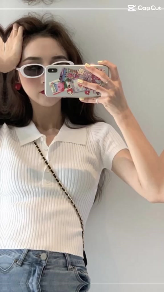 Áo len nữ , áo len mỏng mongtoghi ngắn tay cổ bẻ 5 cúc dáng croptop kiểu Hàn quốc màu đen xanh trắng hồng Ruby design | BigBuy360 - bigbuy360.vn