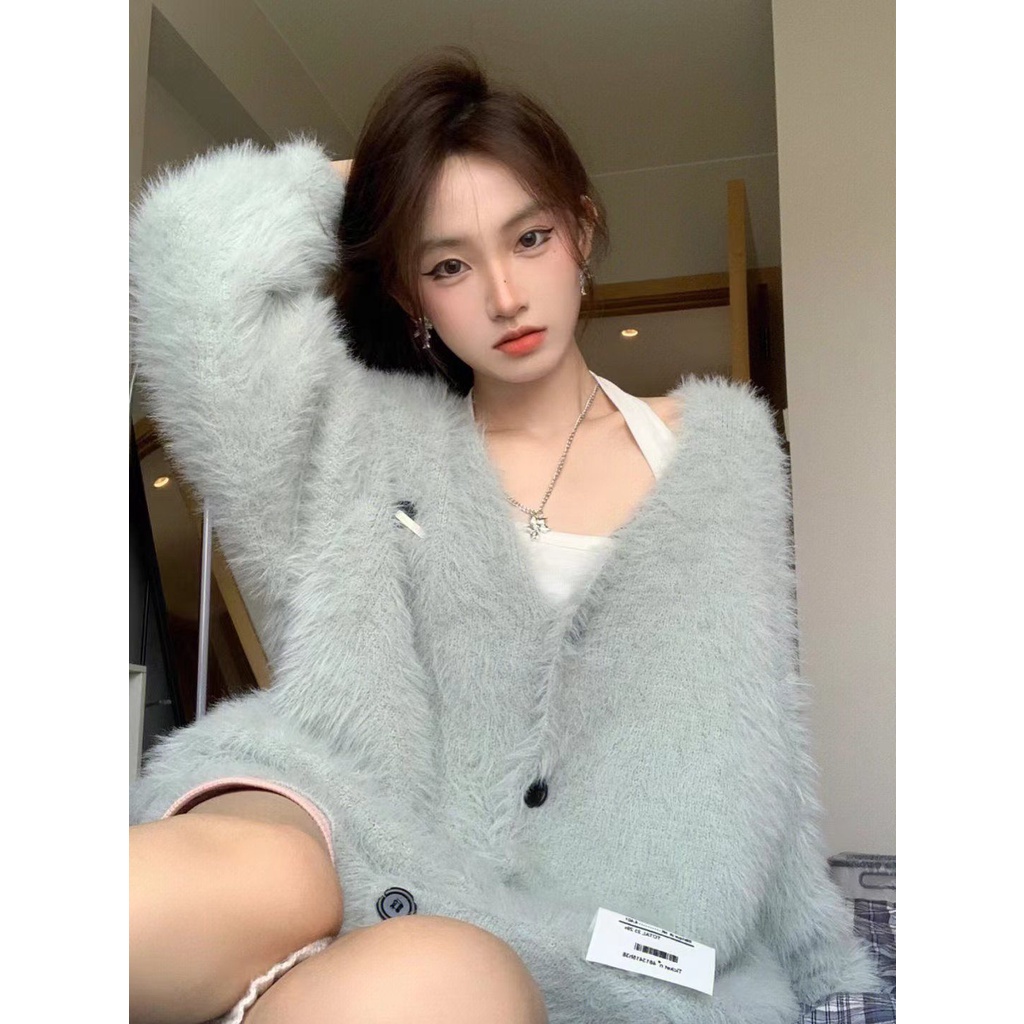 V-neck long-sleeved knitted cardigan jacket women's 2022 early autumn new style sweater Korean soft waxy sweater