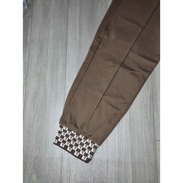 Quần dài thể thao