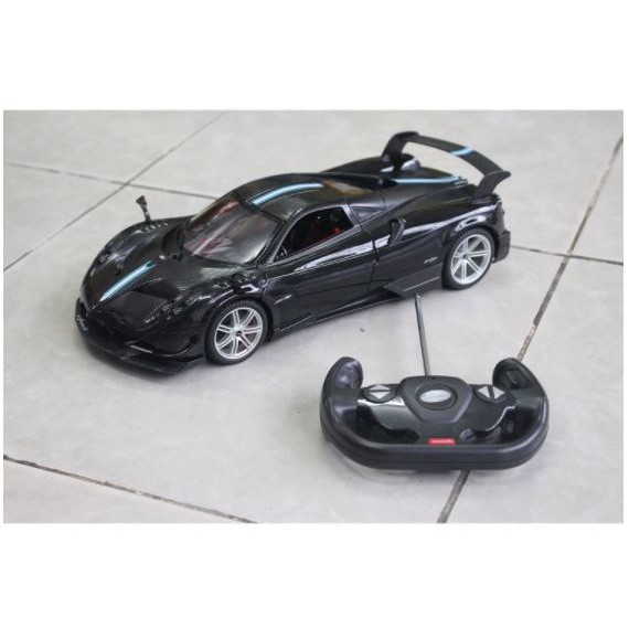 SIÊU XE PAGANI MỞ CÁNH CỰC NGẦU