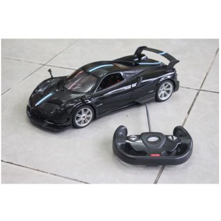 SIÊU XE PAGANI MỞ CÁNH CỰC NGẦU