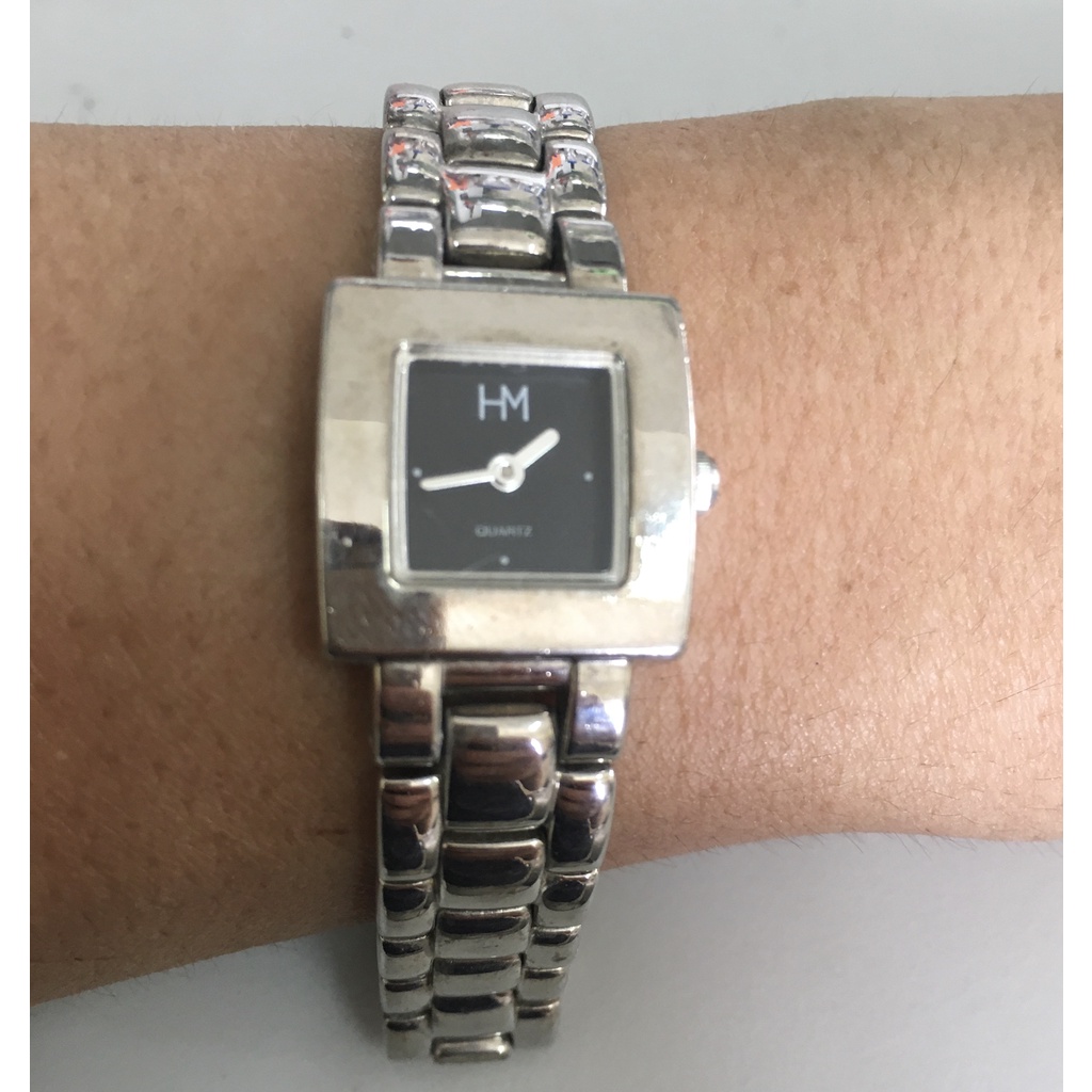 Đồng hồ nữ nhỏ hiệu HM vuông 22mm