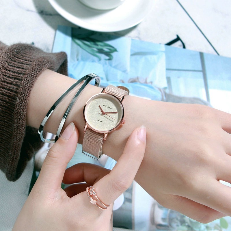 Đồng Hồ Nữ Dây Vải Mstianq Mặt Tròn Thời Trang Phong Cách Ulzzang - Hazo