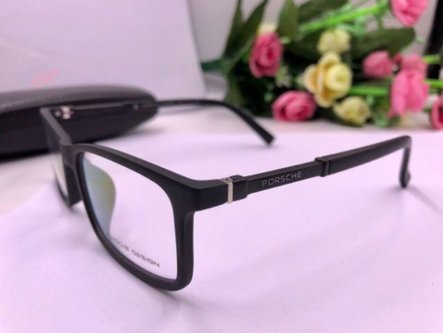 KÍNH CẬN PORSCHE