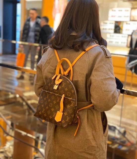 Balo hến thời trang