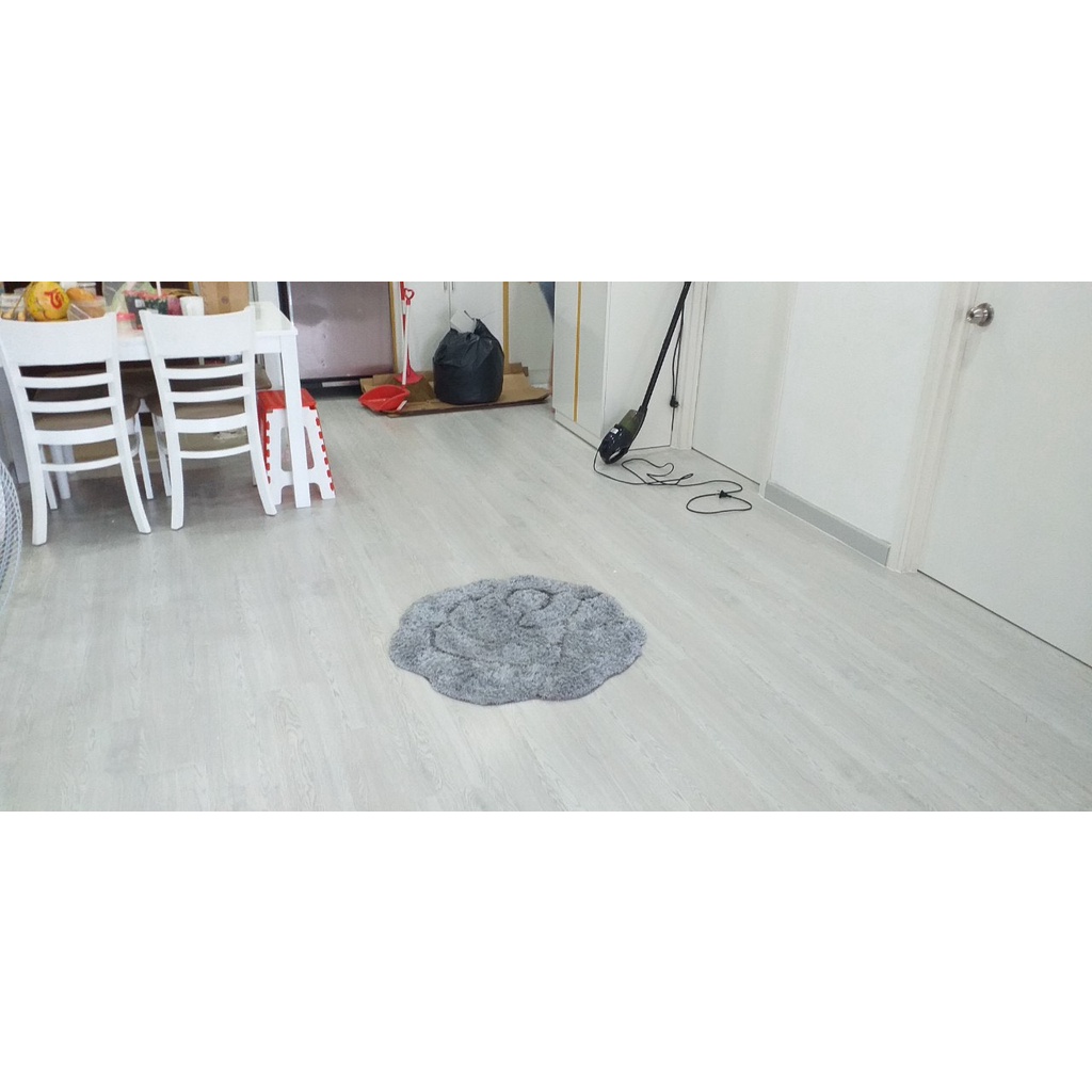Tấm lót sàn nhà nhựa giả gỗ dán keo sẵn cao cấp loại dày 2mm 1.8mm trải phòng ngủ khách sạn, nhà hàng karaoke