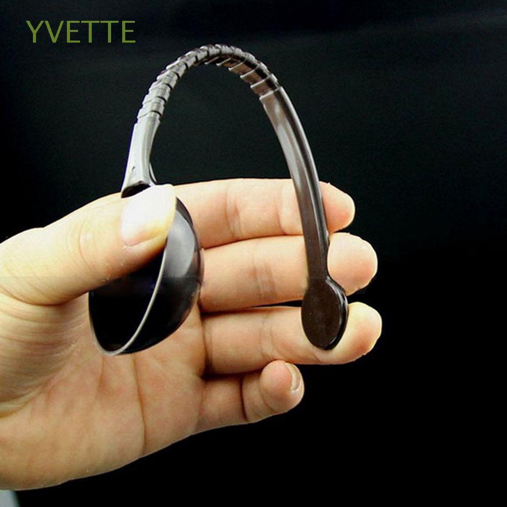 1 muỗng múc kem bằng nhựa
