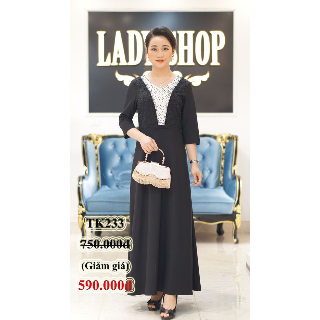 Váy trung niên - Đầm quý bà cao cấp - Ladyshop - Đầm maxi đen cổ V trắng đính đá TK233