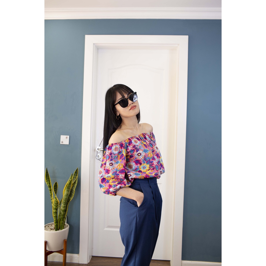 Áo kiểu nữ bánh bèo trễ vai hoa nhí đỏ babydoll, Áo kiểu trễ vai bèo ngực họa tiết hoa daisy cực xinh