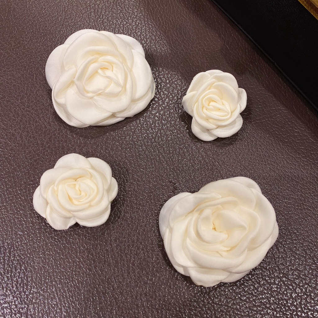 2021 New Beige Camellia Hairpin French Hair Band Fragrant Wind Rose Fresh Fairy Bride Hair Accessories Hairpin