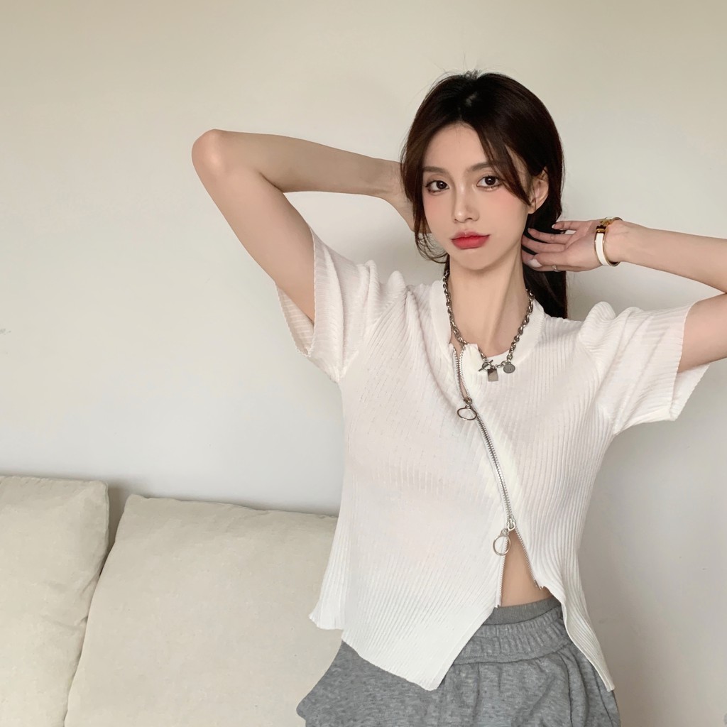 Áo dệt kim ngắn dáng ôm phối khóa kéo cá tính dễ phối đồ