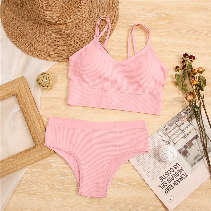 Set đồ lót 2 mảnh CUTEBYTE gồm áo ngực thể thao + quần lót không đường may thời trang cho nữ