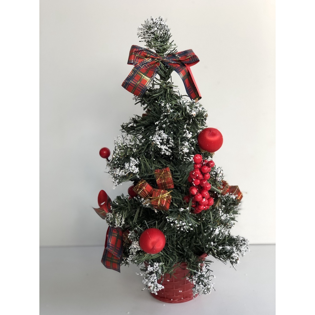Cây thông phủ tuyết để bàn trang trí sẵn cao 38cm, 48cm decor Giáng sinh Noel
