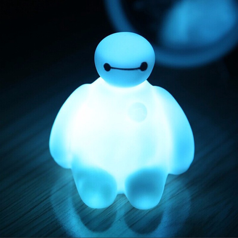 Đèn LED kiểu dáng Big Hero Baymax sáng tạo độc đáo