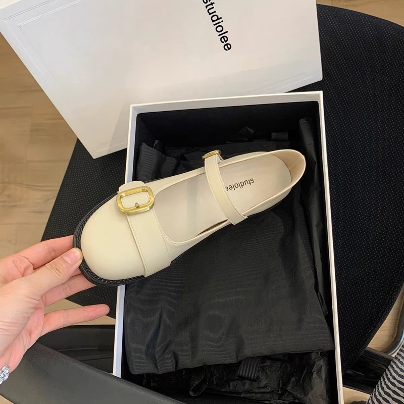 Giày Mary Jane mũi tròn quai cài phong cách retro