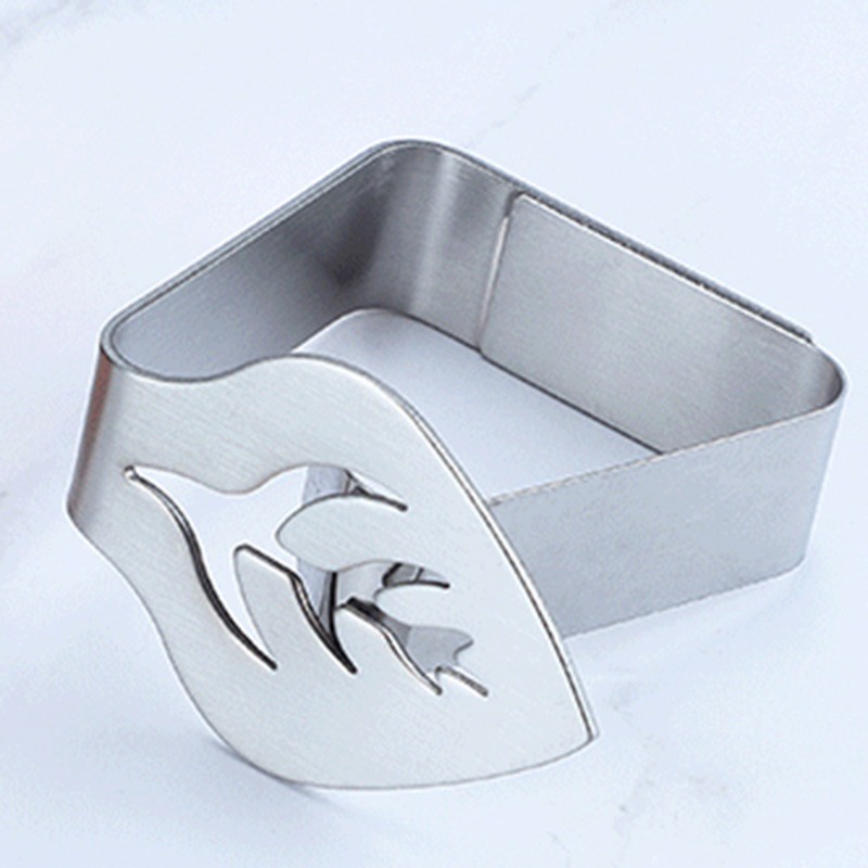 Set 4 Kẹp Giữ Khăn Trải Bàn Bằng Inox Tiện Dụng