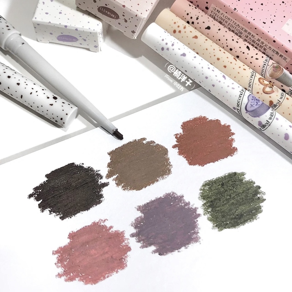 Bút kẻ mắt Flortte bò sữa siêu mảnh lâu trôi